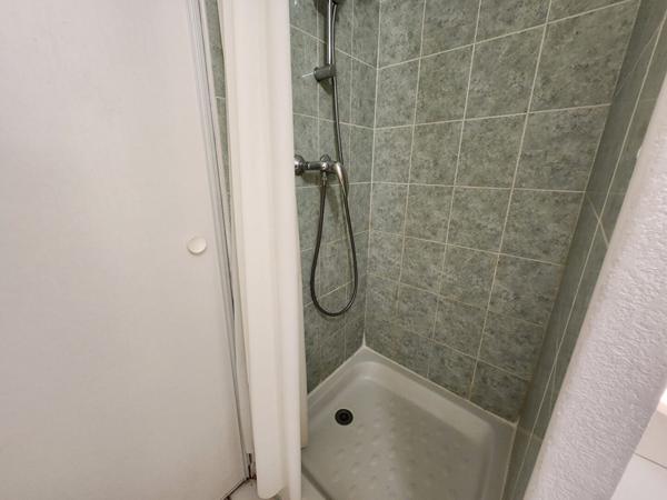 EXCLUSIVITE A SAINT SATURNIN LES AVIGNON - MAISON/APPARTEMENT A VENDRE EN RESIDENCE FERMEE SECURISEE AVEC TERRASSE + PARKING PRIVE