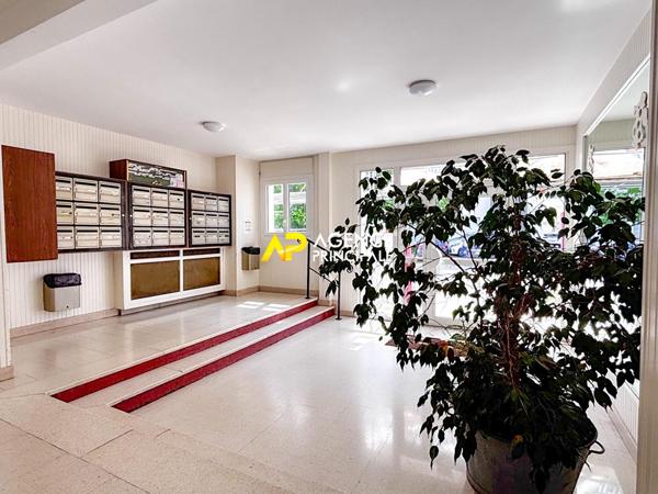 Sartrouville - La Plaine - Appartement 4 pièces 67.85 m2 €249 000 ** - Référence 9574