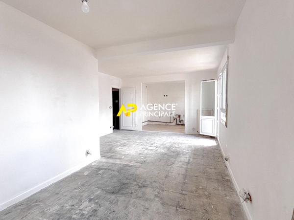Sartrouville - La Plaine - Appartement 4 pièces 67.85 m2 €249 000 ** - Référence 9574