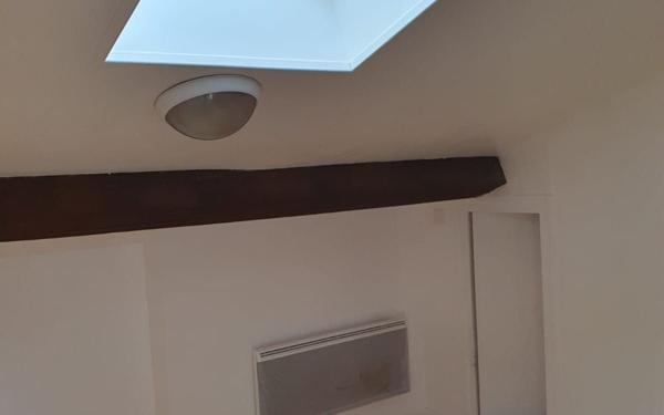 Appartement à louer    1 pièce • 12,23 m2 Bourg-en-Bresse