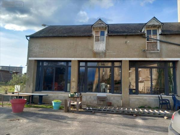 Maison à vendre à Clermont-Créans dans la Sarthe (72200), ref : 1214