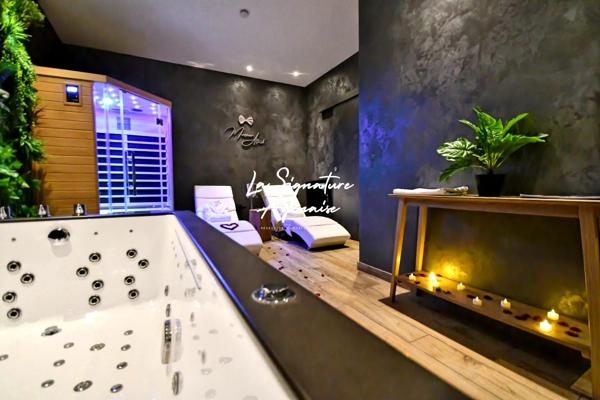 À VENDRE – CONCEPT CLÉ EN MAIN : STUDIO & SPA PRIVATIF AU CŒUR D’AGEN