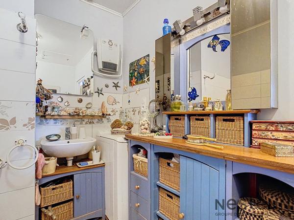 Maison Pourrieres 3 pièce(s) sur beau terrain avec piscine