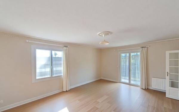 Maison à vendre    5 pièces • 131 m2 Olivet