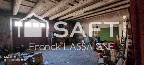 Centre ville Ensemble immobilier + garages