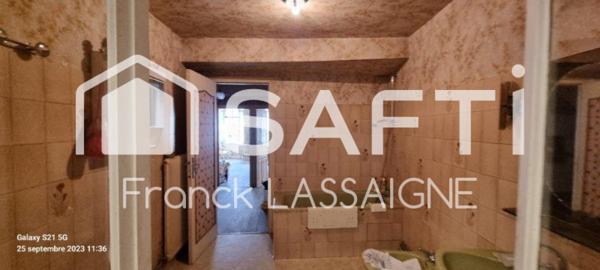 Centre ville Ensemble immobilier + garages