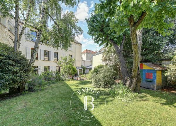 Saint-Germain-en-Laye, Maison 6 Chambres -  303 m² à vendre