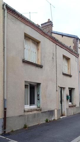 Maison à ROMILLY-SUR-SEINE, 10100 - 2 pièces 112m²