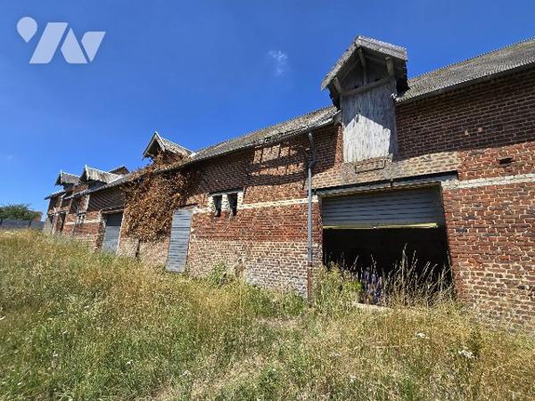Maison et Grange - ESSIGNY-LE-GRAND