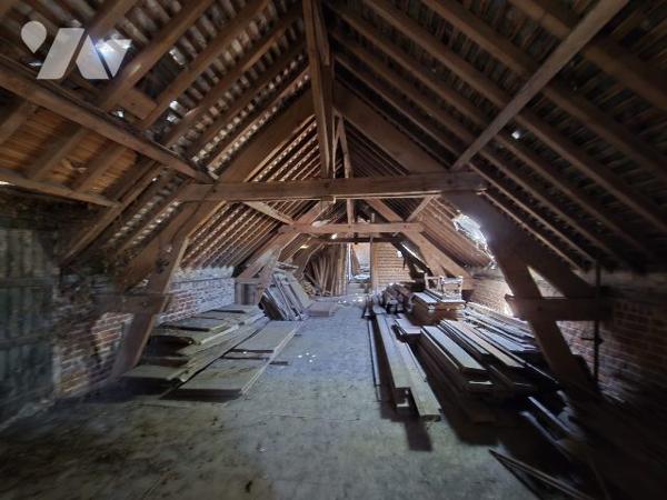 Maison et Grange - ESSIGNY-LE-GRAND