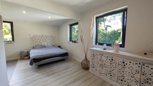 ACHAT-VENTE PROCHE LAVAL MAISON CONTEMPORAINE