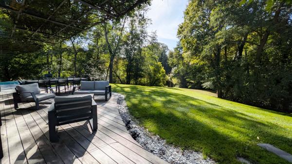 ACHAT-VENTE PROCHE LAVAL MAISON CONTEMPORAINE