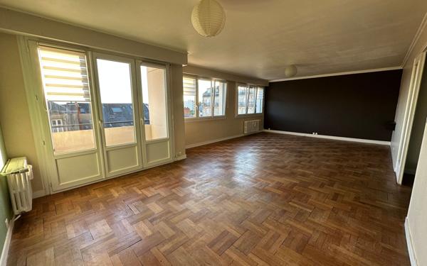 Appartement à louer    3 pièces • 99 m2 Limoges