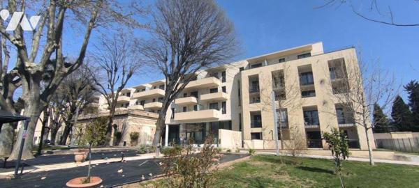 Quartier des Beaux-Arts, investissement locatif résidence séniors appartement 2 pièces avec parking.