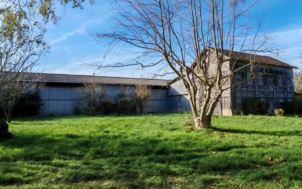 Maison à vendre    6 pièces •  Escatalens