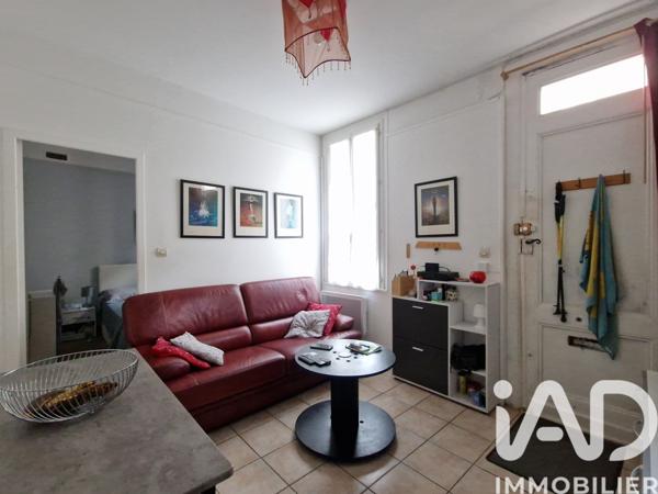 Immeuble à vendre 83 m² Pauillac