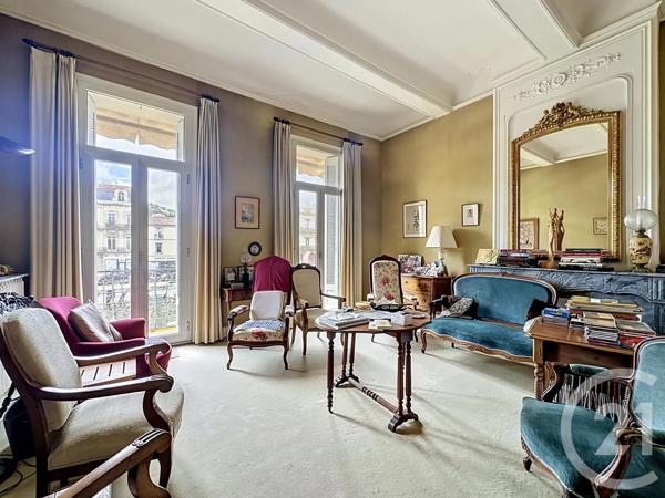 Appartement T6 à vendre  6 pièces - 305,19 m 2   SETE  - 34
