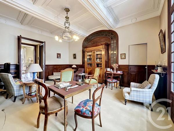 Appartement T6 à vendre  6 pièces - 305,19 m 2   SETE  - 34