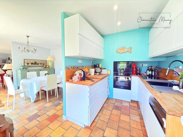 Maison de caractère a vendre en plein centre ville de Vendome, 9 pièces 250m2