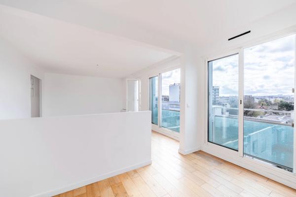 93140 – BONDY – APPARTEMENT – 81 M² – 3 PIÈCES – 2 CHAMBRES – 6ᵉ ET DERNIER ÉTAGE – TRAVERSANT – TRIPLE EXPOSITION – CAVE – BOX