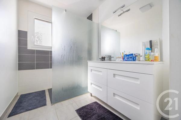 Maison à vendre  4 pièces - 100 m 2   LASGRAISSES  - 81