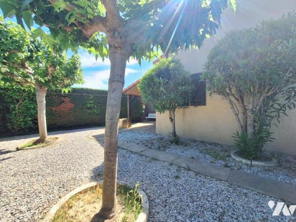 MAISON PROCHE MER AVEC JARDIN