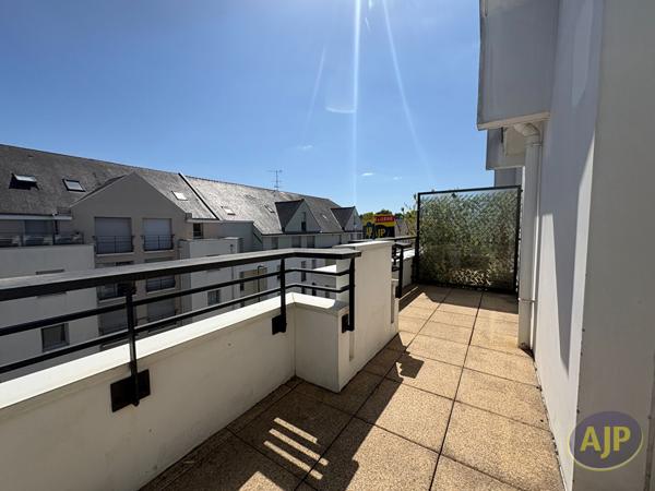 Appartement à louer Nantes : 4 pièces, 92m² avec 3 chambre(s) à 1 340€ - AJP Immobilier Nantes Ouest