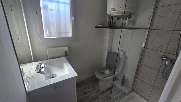 Maison Trets T3 avec jardinet et place de parking