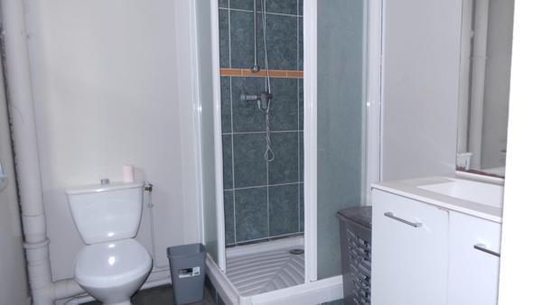 Immeuble avec 7 appartements T2 centre de Langeais