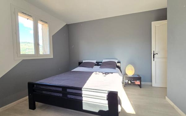 Maison à vendre    4 pièces • 129,31 m2 Falicon