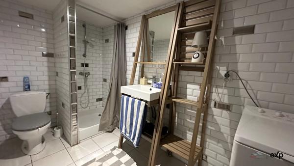 VILLA BALNÉAIRE FACE À L'OCÉAN.