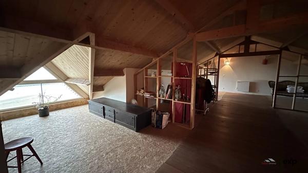 VILLA BALNÉAIRE FACE À L'OCÉAN.