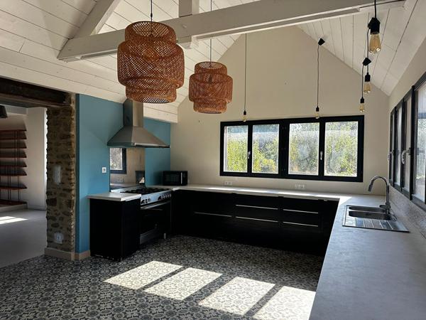A LOUER  MAISON T6  SAINT MELOIR DES ONDES -  PROCHE SAINT MALO -  JARDIN ARBORE