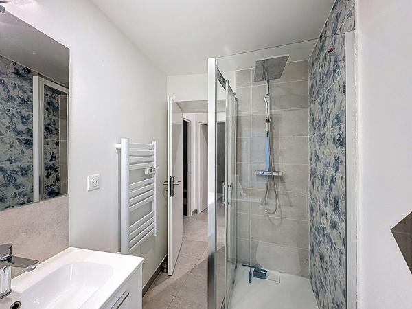 Duplex de 83,34 m² avec 4 pièces à Bras, proche des commodités et services