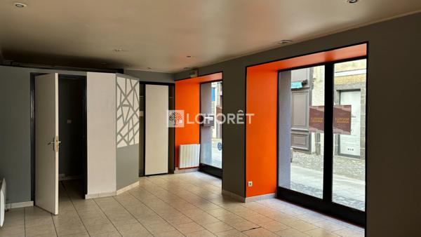 Achat local commercial Saint-Flour - 52 m² - 140 000 €