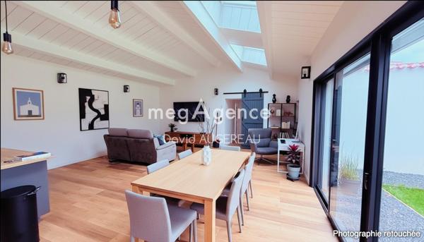 Maison à L' ILE-D'YEU, 85350 - 5 pièces 165m²