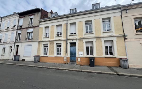 Maison à vendre    8 pièces •    Saint-Quentin