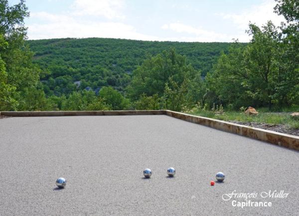 Propriété Gîtes et chambres d'hôtes 20 hA - 550 m2 à Banon