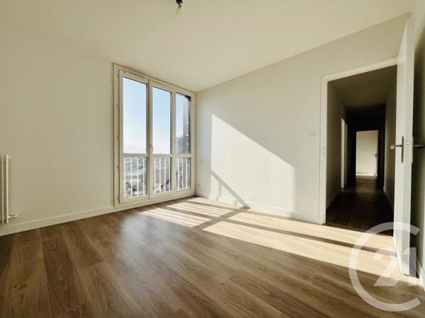 Appartement F5 à vendre  5 pièces - 92,80 m 2   BOURG LES VALENCE  - 26