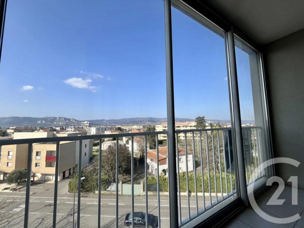 Appartement F5 à vendre  5 pièces - 92,80 m 2   BOURG LES VALENCE  - 26
