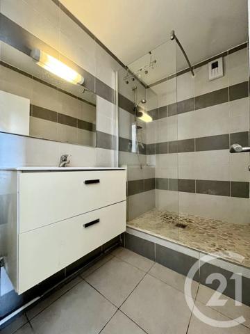 Appartement F5 à vendre  5 pièces - 92,80 m 2   BOURG LES VALENCE  - 26