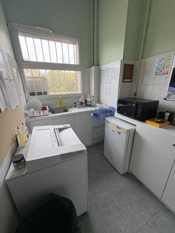 Marseille (13010) Local Commercial - 160m2 - St Loup Village