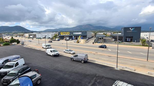 Achat local commercial Sarrola-Carcopino - 94 m² - 235 225 €