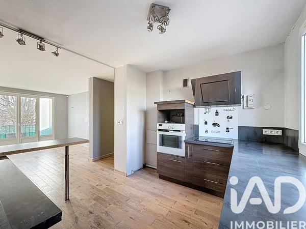Appartement à vendre 4 pièces 70 m² Le Mesnil-le-Roi