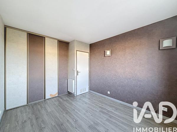 Appartement à vendre 4 pièces 70 m² Le Mesnil-le-Roi