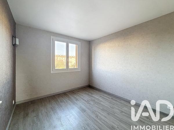 Appartement à vendre 4 pièces 70 m² Le Mesnil-le-Roi