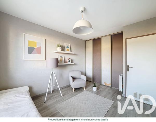 Appartement à vendre 4 pièces 70 m² Le Mesnil-le-Roi