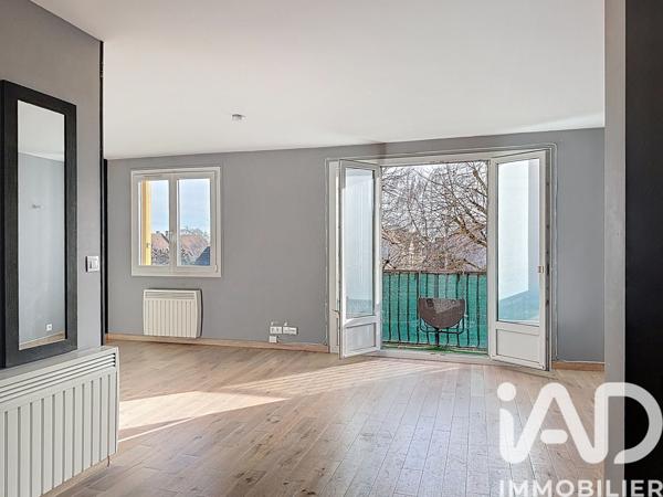 Appartement à vendre 4 pièces 70 m² Le Mesnil-le-Roi