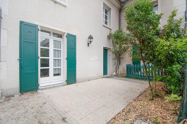 Saint-Germain-en-Laye Maison 6 pièce(s) 127 m2 €885 000 ** - Référence 16996