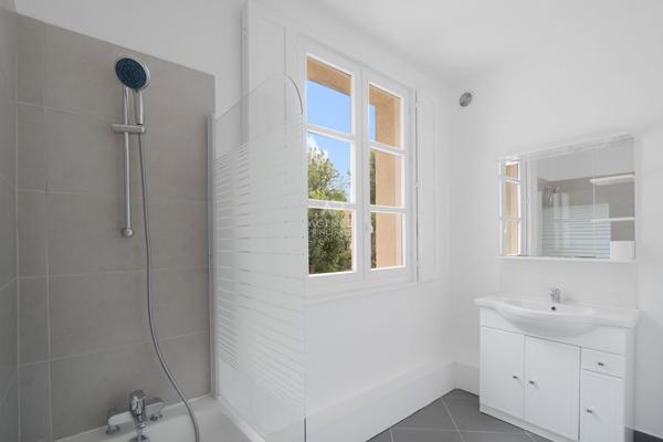 Saint-Germain-en-Laye Maison 6 pièce(s) 127 m2 €885 000 ** - Référence 16996